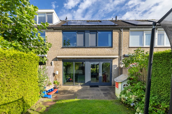 Tussenwoning te koop: Breeland 98, Hoogland