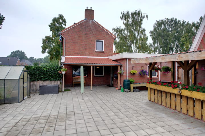 Vrijstaande woning te koop: Middensingel 7, Bellingwolde