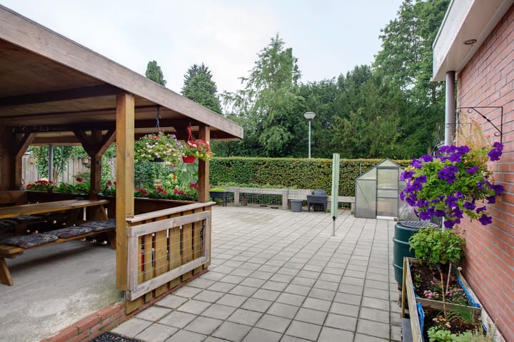 Vrijstaande woning te koop: Middensingel 7, Bellingwolde