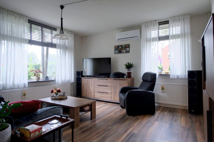 Vrijstaande woning te koop: Middensingel 7, Bellingwolde