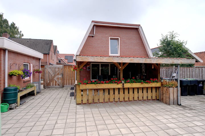 Vrijstaande woning te koop: Middensingel 7, Bellingwolde