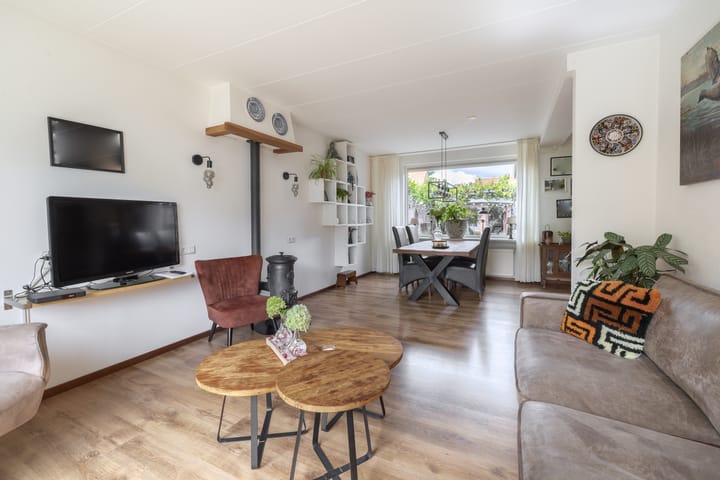Tussenwoning te koop: Willemstraat 16, Velp (Ge)