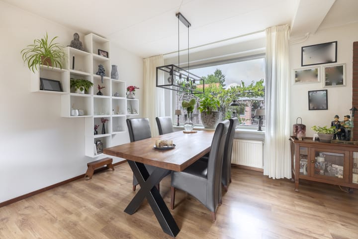 Tussenwoning te koop: Willemstraat 16, Velp (Ge)