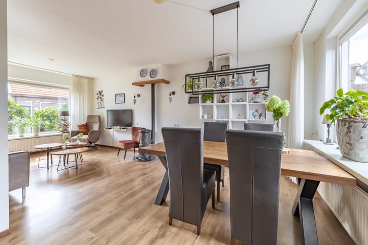 Tussenwoning te koop: Willemstraat 16, Velp (Ge)
