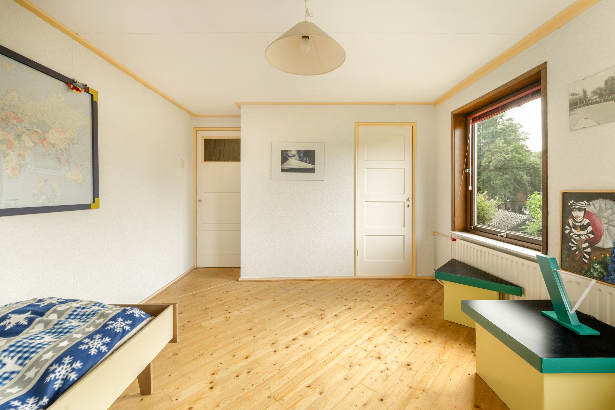 Photo 24 of Leliestraat 28