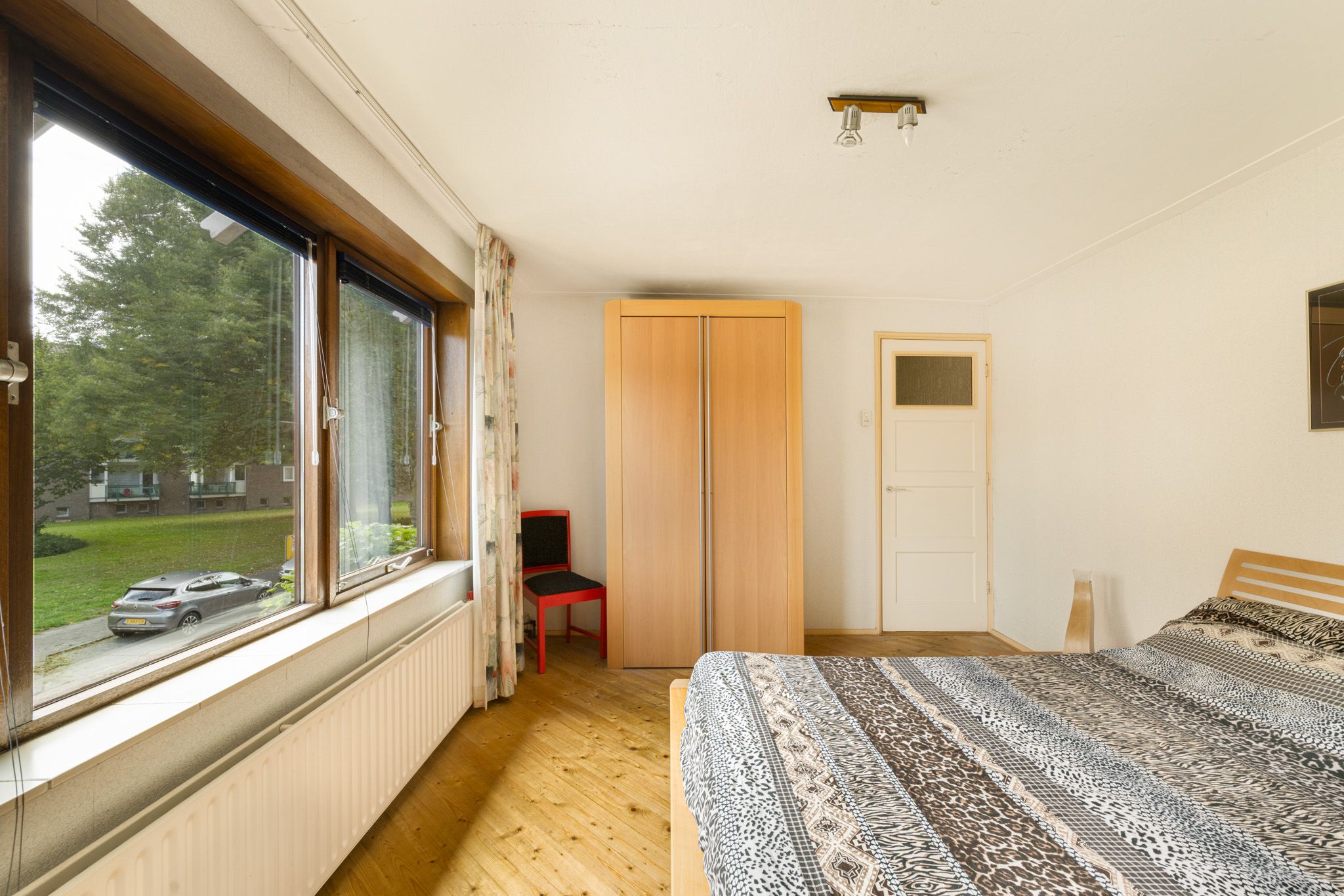 Photo 21 of Leliestraat 28