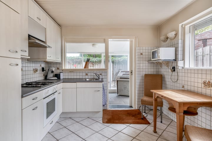 Vrijstaande woning te koop: Lisserdijk 419, Lisserbroek