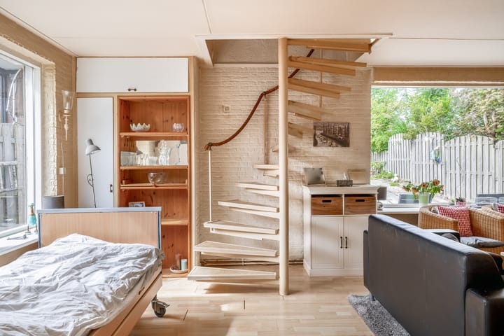 Vrijstaande woning te koop: Lisserdijk 419, Lisserbroek