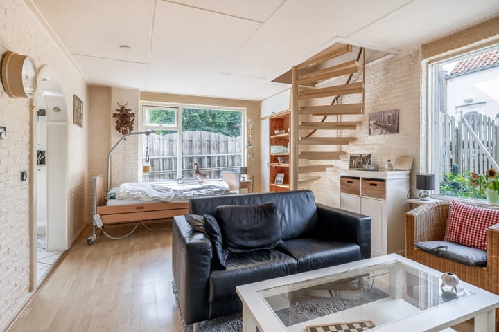 Vrijstaande woning te koop: Lisserdijk 419, Lisserbroek