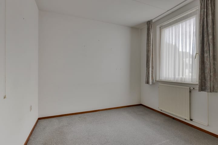 Vrijstaande woning te koop: van Musschenbroekstraat 13, Elsendorp
