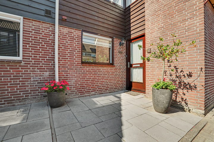 Tussenwoning te koop: Zonnedauw 17, Reeuwijk