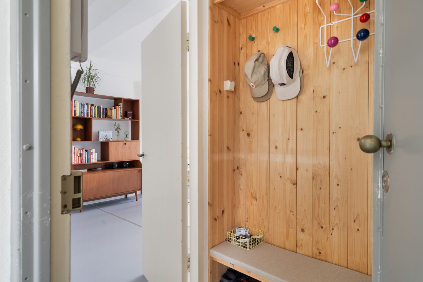 Photo 40 of Van der Horststraat 11-F
