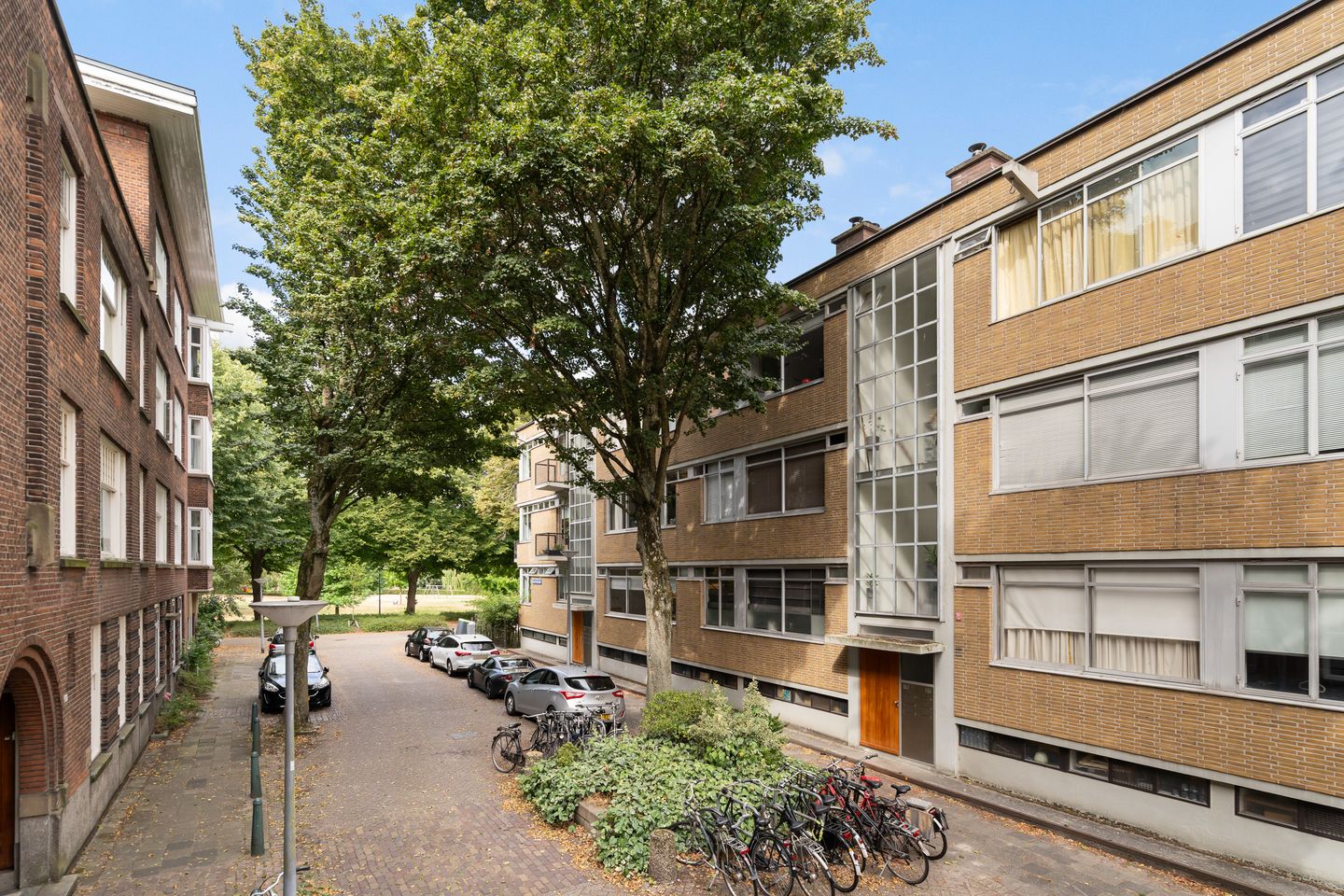 Photo 44 of Van der Horststraat 11-F