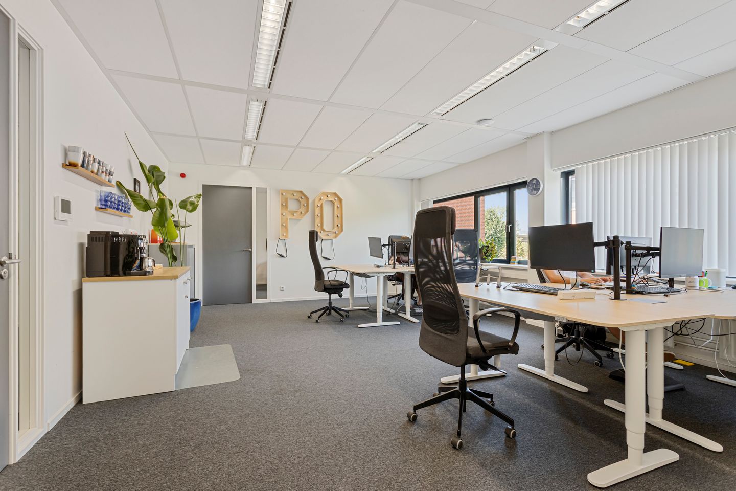 View photo 3 of Bijster 15