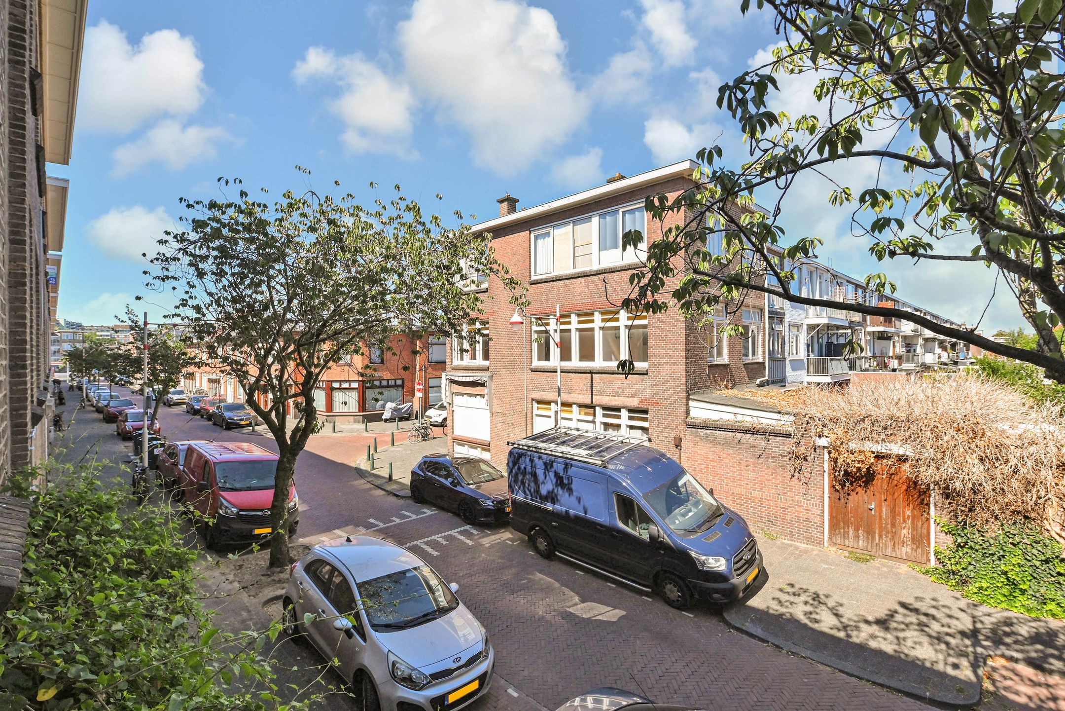 Photo 24 of Loosdrechtsestraat 18