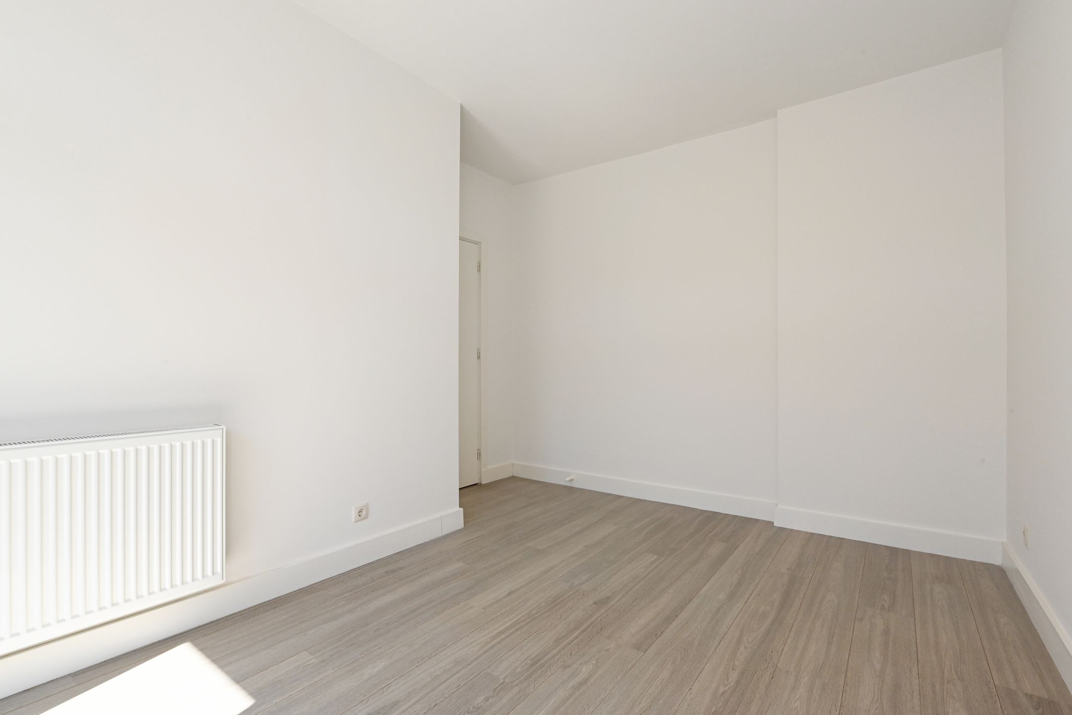 Photo 9 of Loosdrechtsestraat 18