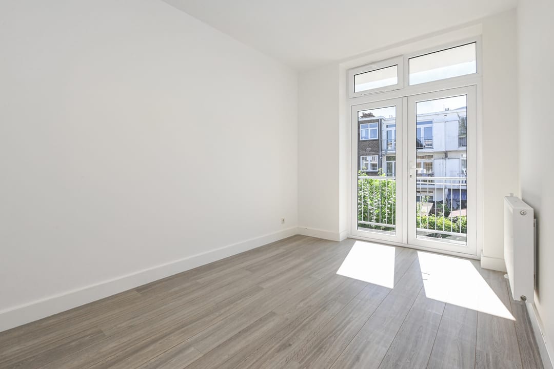 Photo 7 of Loosdrechtsestraat 18