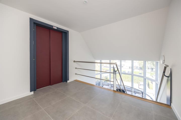 Photo 4 of Raadhuisstraat 9-E