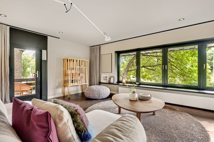 Vrijstaande woning te koop: Tongerseplein 2, Maastricht