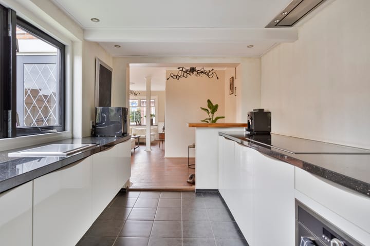 Hoekwoning te koop: Emmastraat 34, Kampen