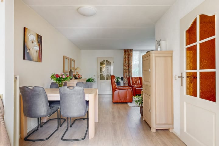 Hoekwoning te koop: Händelstraat 22, Tiel