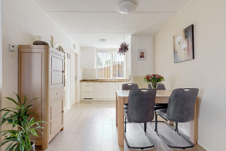Hoekwoning te koop: Händelstraat 22, Tiel