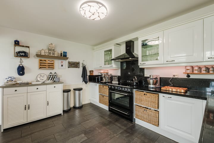 Vrijstaande woning te koop: de Hoef Westzijde 44, De Hoef