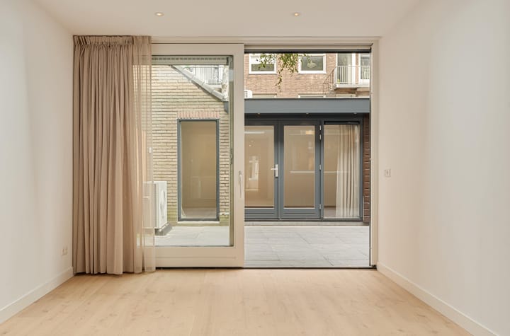 Appartement te huur: Ferguutstraat 3H, Amsterdam