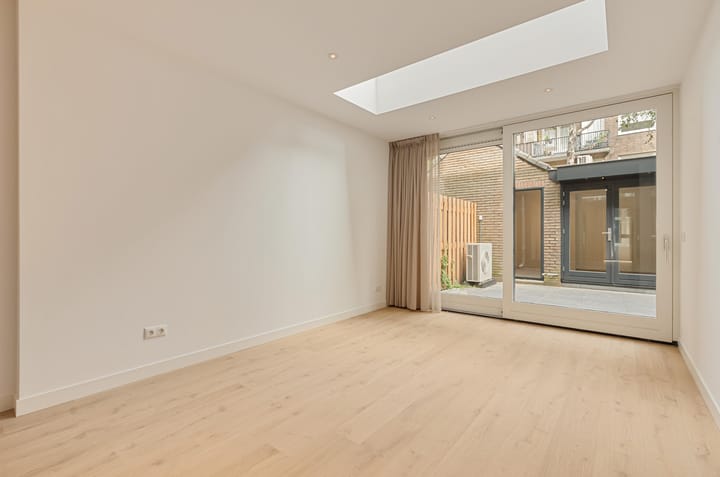 Appartement te huur: Ferguutstraat 3H, Amsterdam