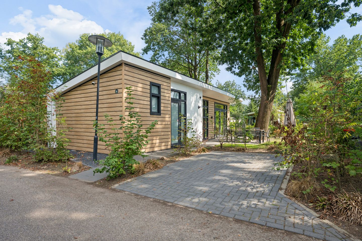 Foto 1 van Zonneoordlaan 47-R64