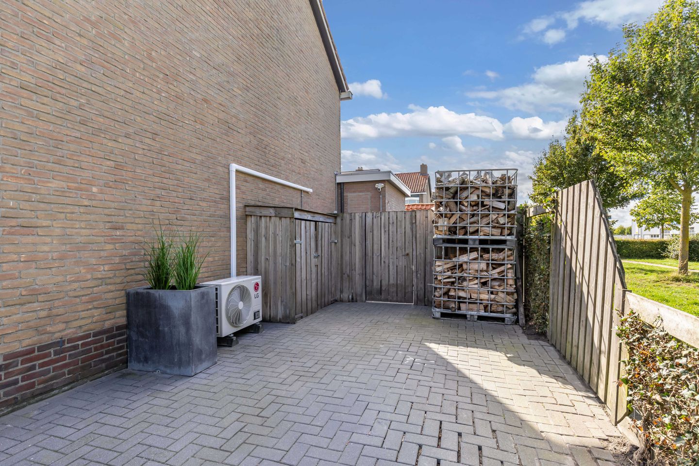 Photo 55 of Hooglandswyk 107
