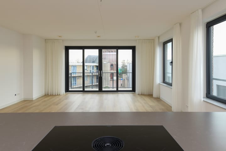 Appartement te huur: Dorpsstraat 60B, Mijdrecht