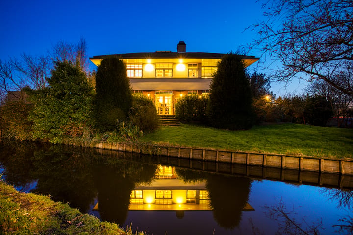 Vrijstaande woning te koop: Ringvaartweg 148, Rotterdam