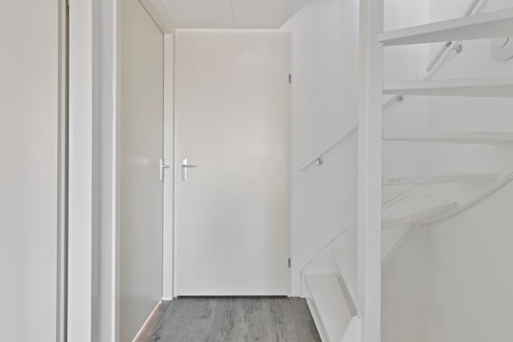 Tussenwoning te koop: Margaret Staalplantsoen 41, Heerhugowaard