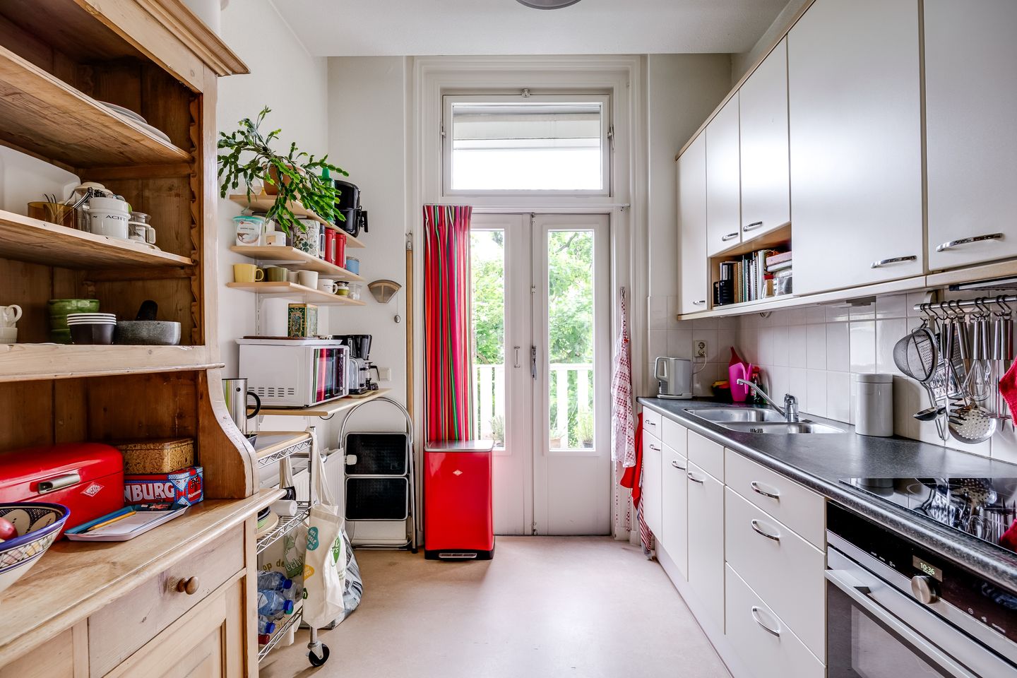 Photo 14 of Ramstraat 25-A