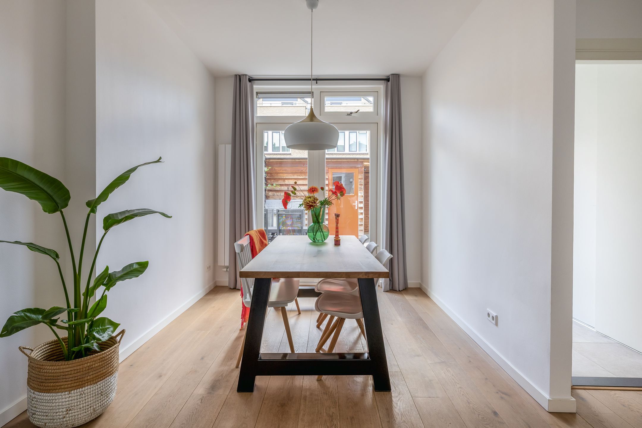 Photo 12 of Woudstraat 32