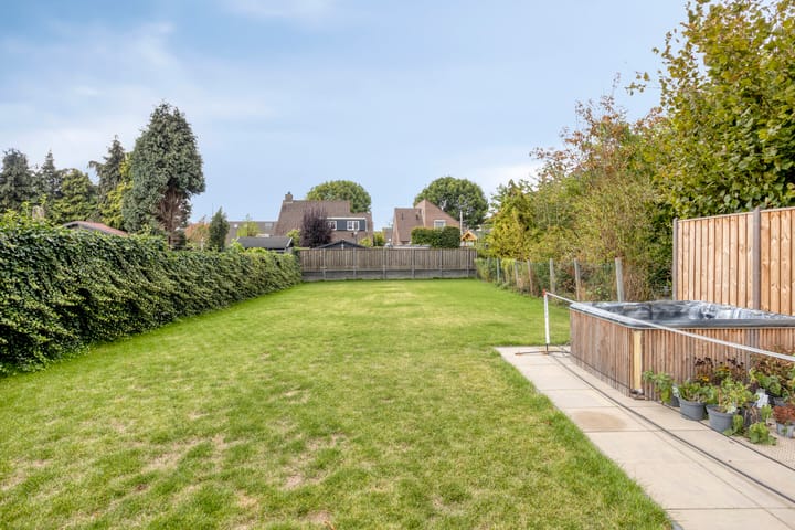 Twee-onder-één-kap te koop: Veeweg 17, Landgraaf