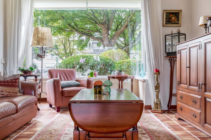 Tussenwoning te koop: van Ostadestraat 44, Lisse