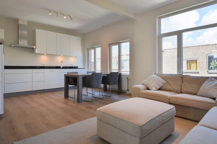 Appartement te koop: Laurierstraat 127, 'S-Gravenhage