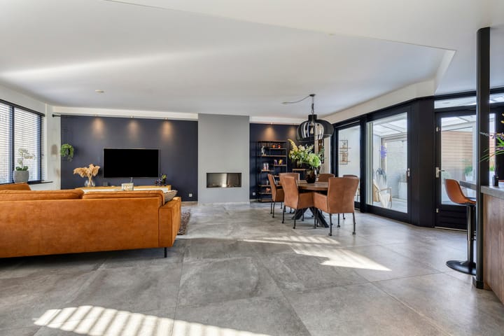 Tussenwoning te koop: Beverlaan 11, Waalre