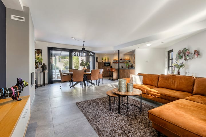 Tussenwoning te koop: Beverlaan 11, Waalre