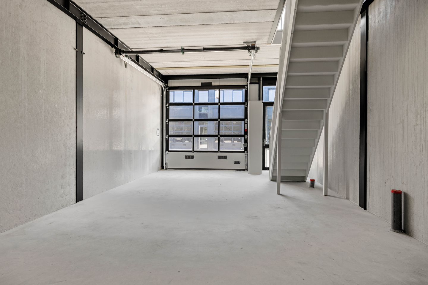 Bekijk foto 5 van Bijlmermeerstraat 44-9