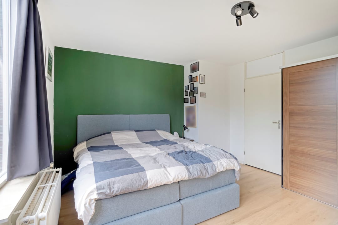 Photo 23 of Sint Teunisstraat 11-B