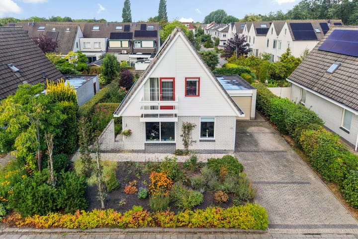 Vrijstaande woning te koop: Schierstins 20, Leeuwarden