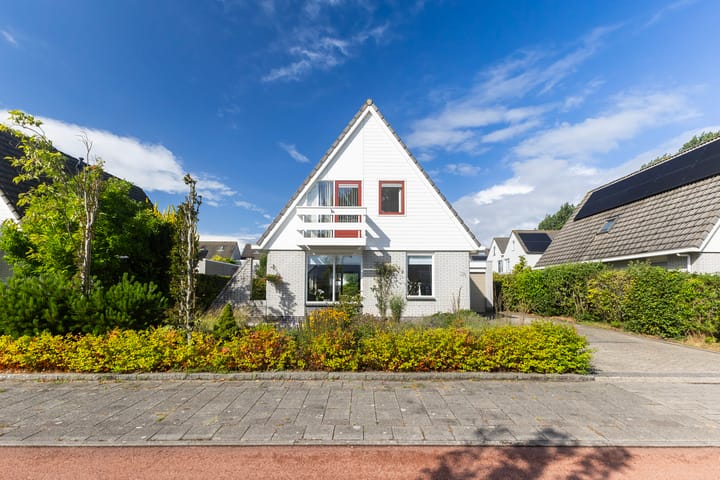 Vrijstaande woning te koop: Schierstins 20, Leeuwarden