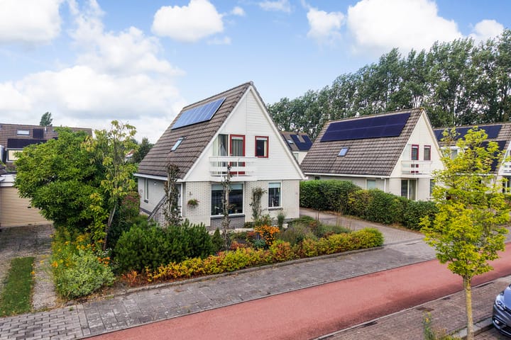 Vrijstaande woning te koop: Schierstins 20, Leeuwarden