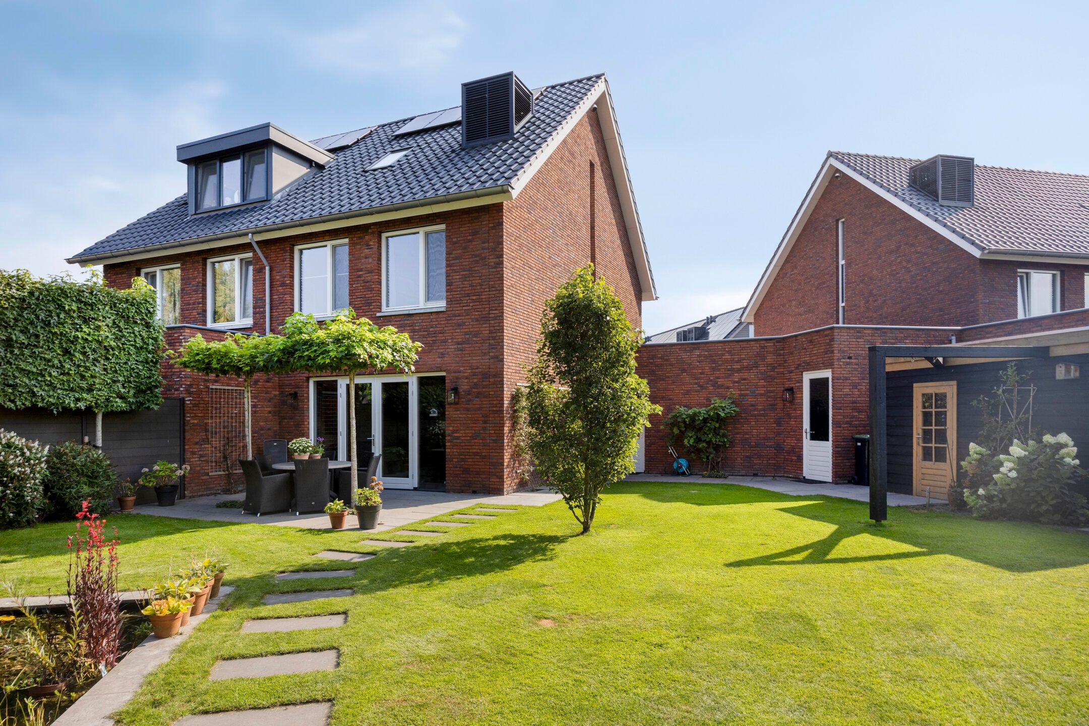 Photo 51 of Blauwborst 26