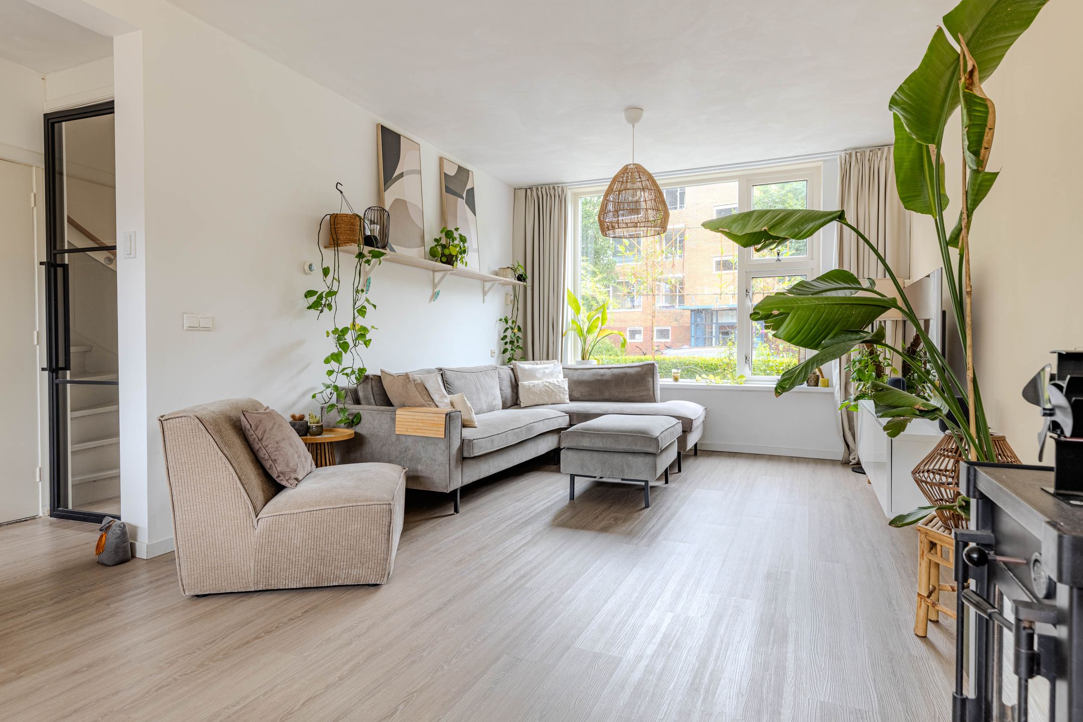 Photo 12 of Dierenriemstraat 80