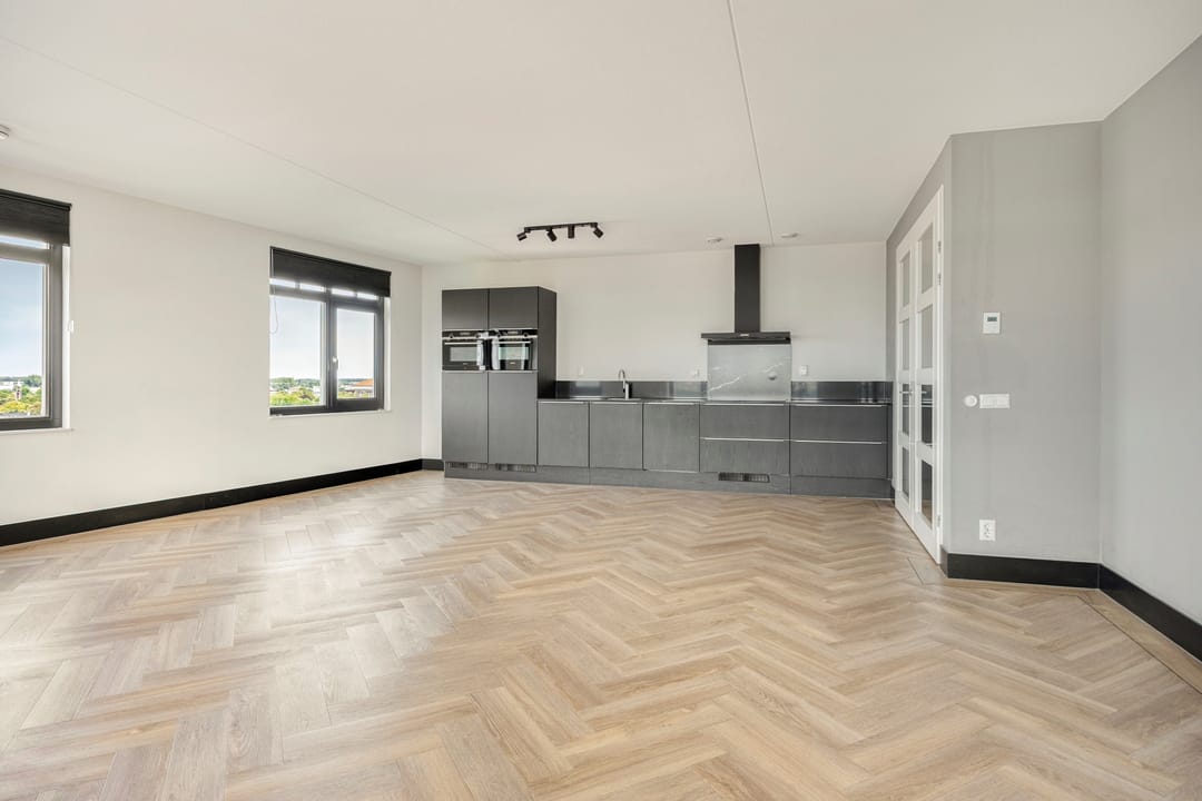 Photo 13 of De Klok 384