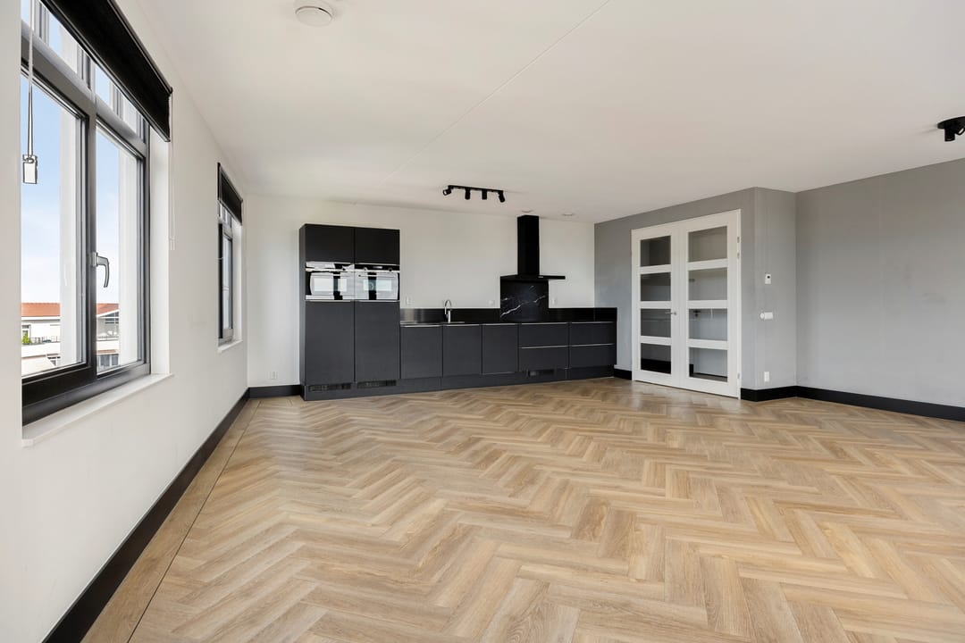 Photo 17 of De Klok 384